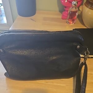 Wanderers Travel Co. Venetian Crossbody Bag, Black